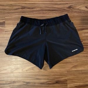 Patagonia Nine Trails Shorts 5" - Womens Large